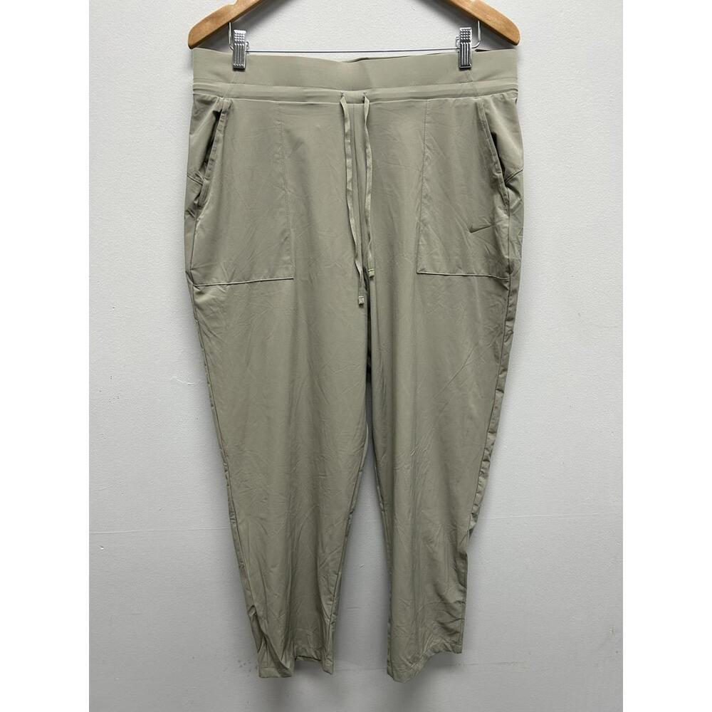 Nike Women's Casual Pants Light Olive Green